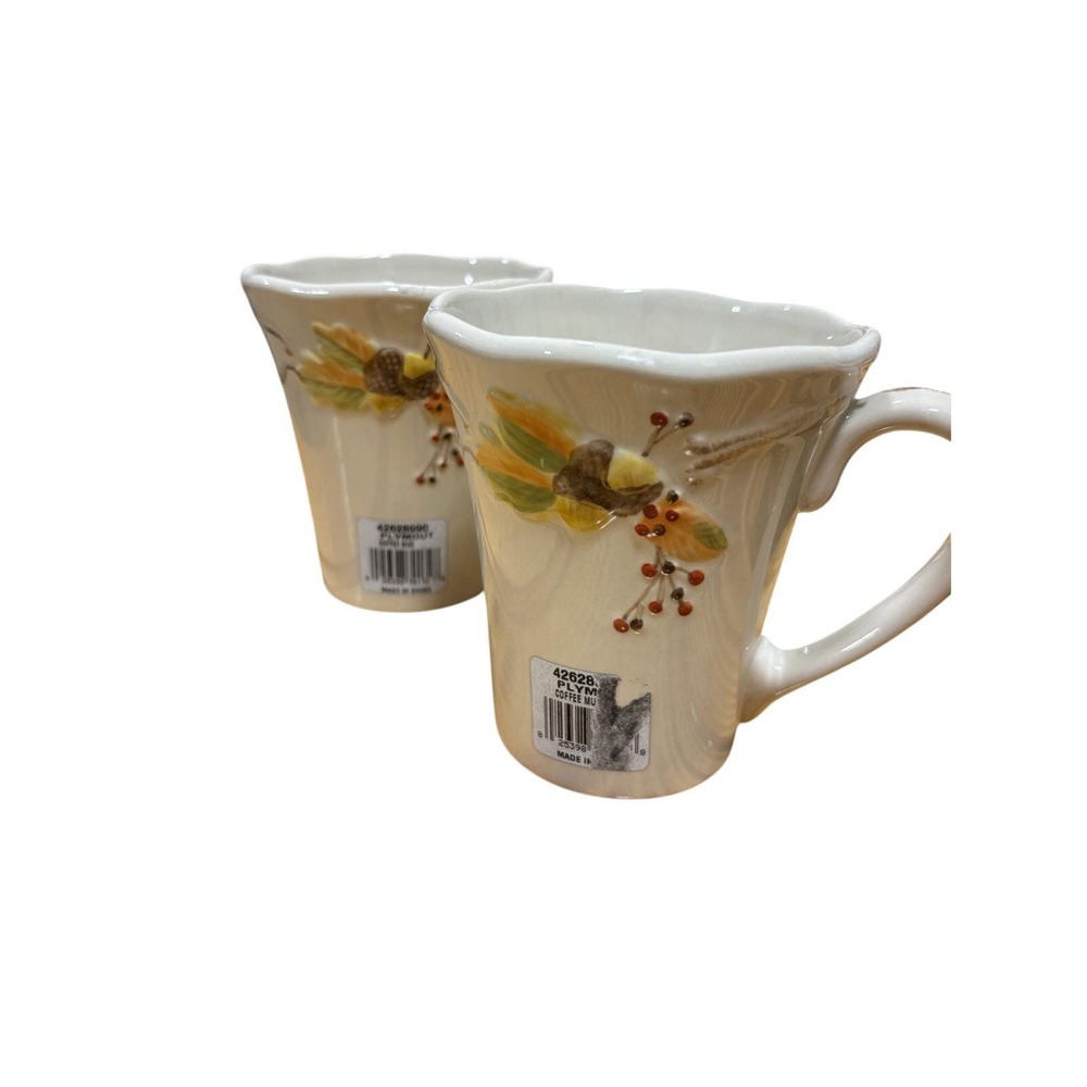 NWT Pfaltzgraff Plymouth Set of 2 Coffee Mugs Acorn Leaf Fall Autumn White